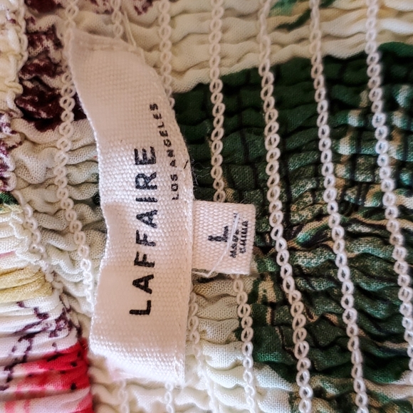 Flower dress - Picture 3 of 3